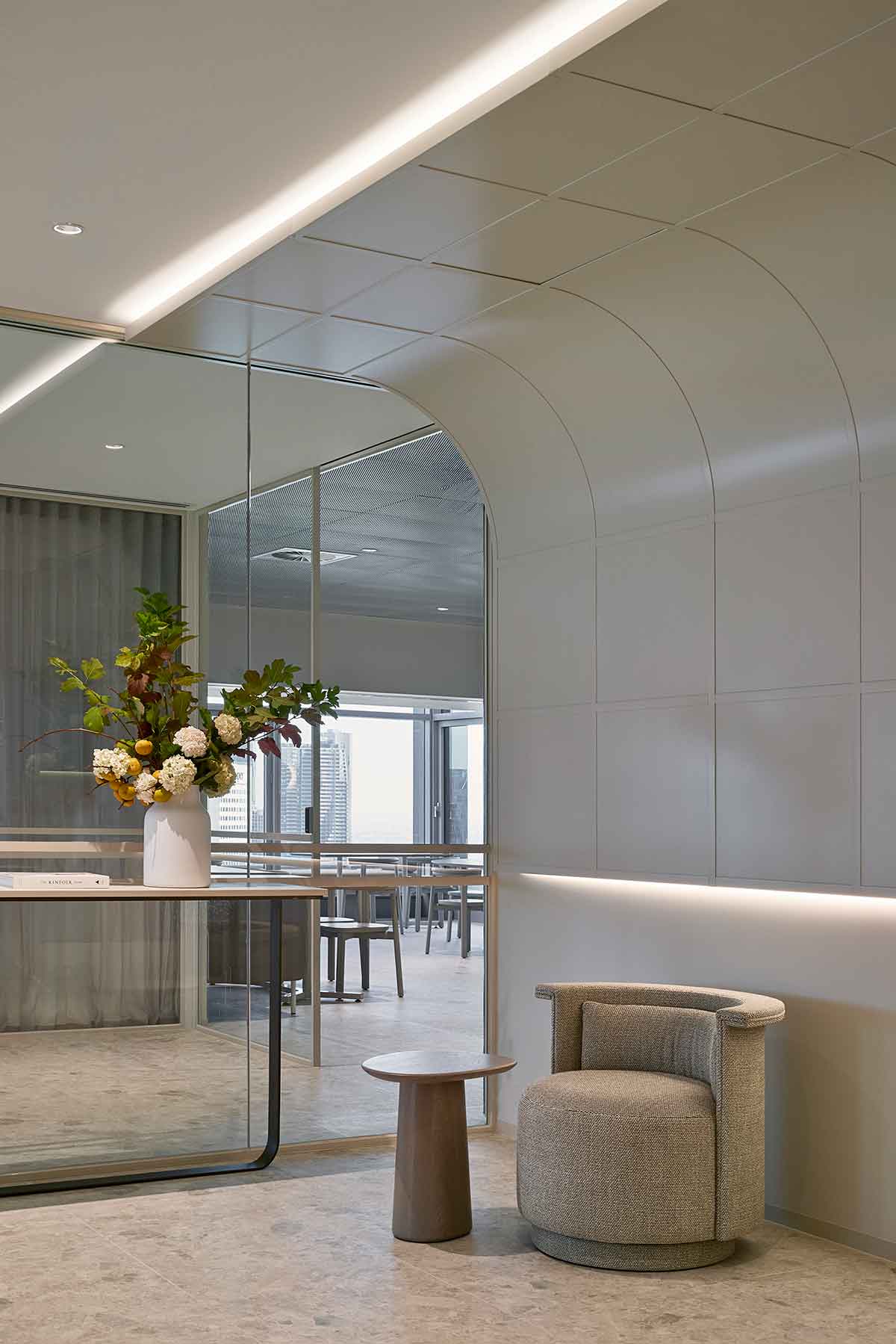 Qualitas-Waiting-Room-(Vertical)